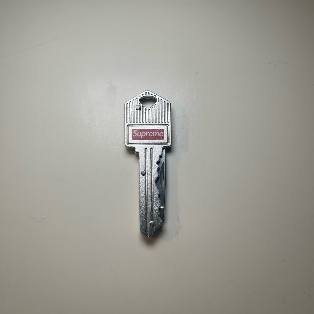 Supreme Key Knife